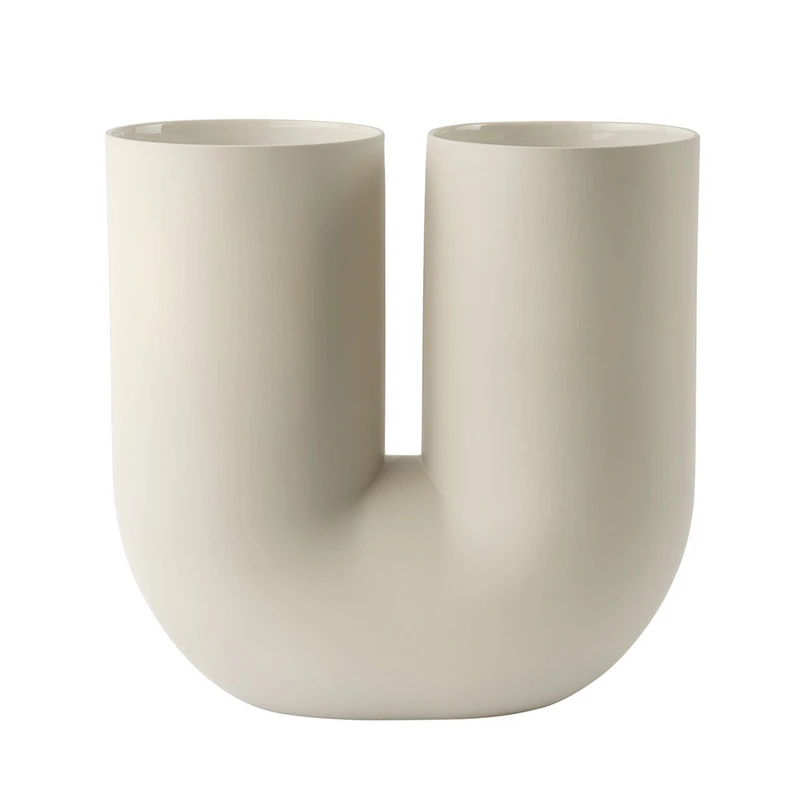 Muuto - Kink Vase H36 Sand